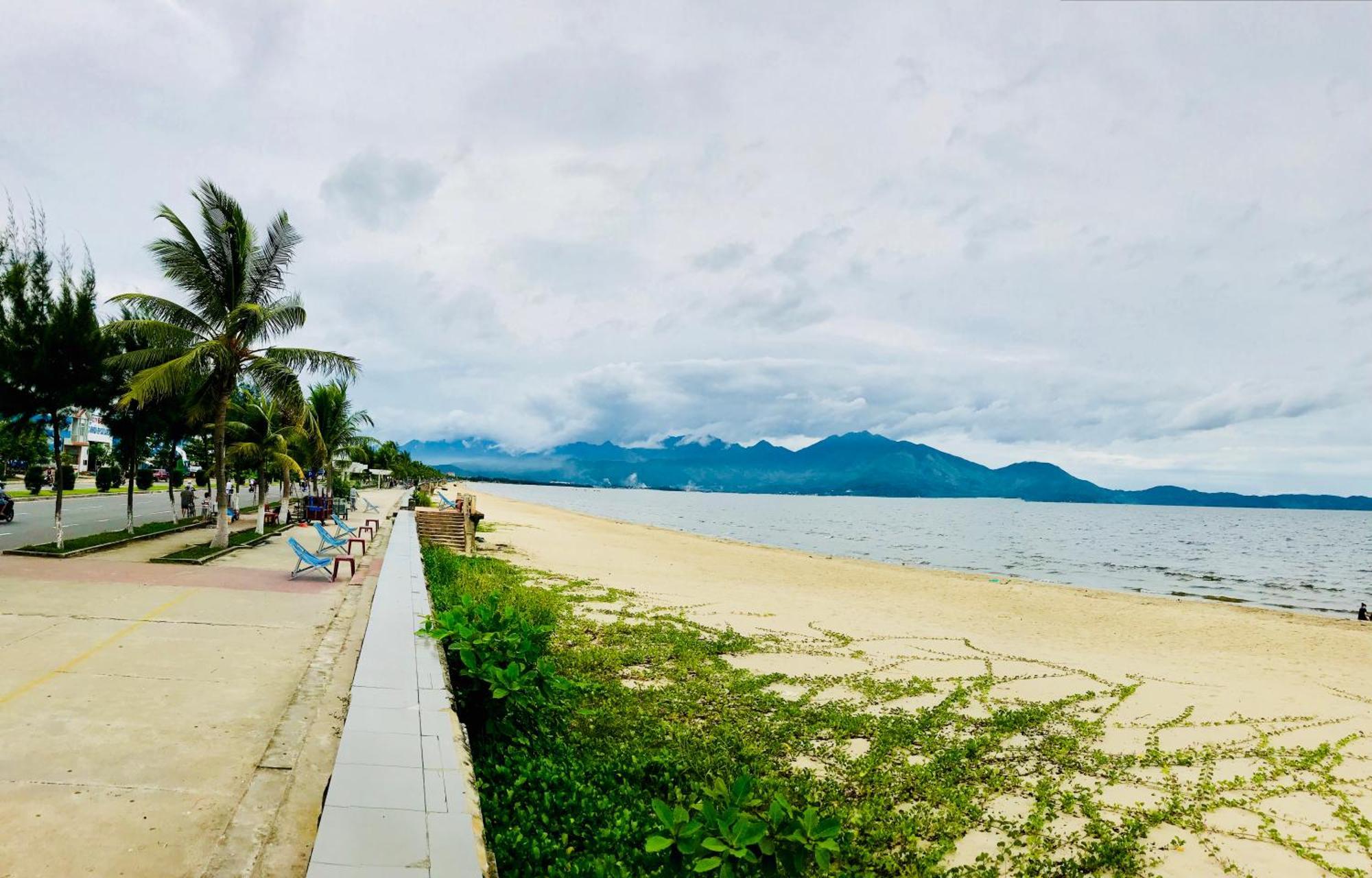 Dana Beach Motel Дананг Экстерьер фото